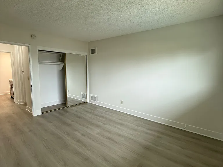 7522 Amazon Dr #8 — Photo 13