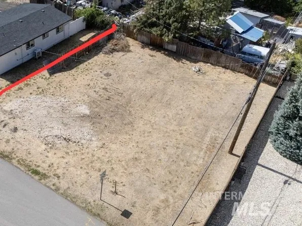 975 Patrick Ave, Boise, ID 83709