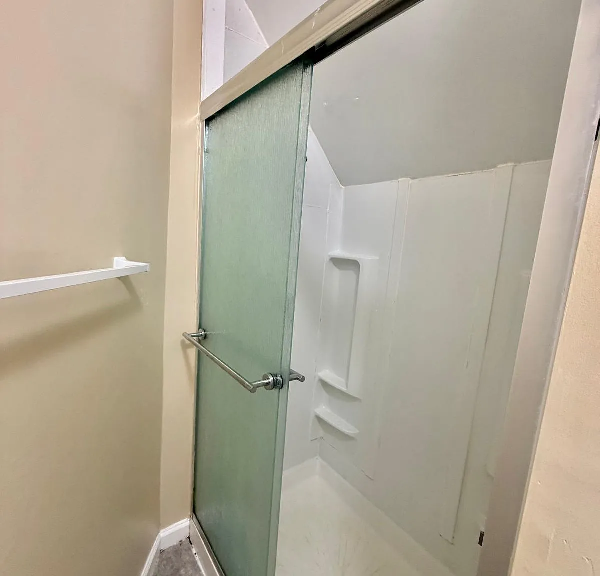2 bed, 750 sqft, $1,400 — Photo 4