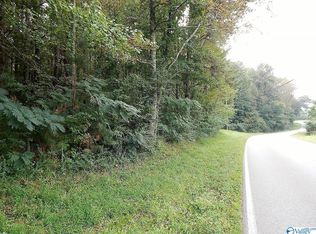 Sundown Dr NW, Arab, AL 35016