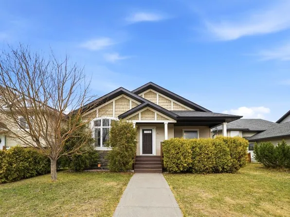 124 S Isherwood Close, Red Deer, AB T4R 0B5