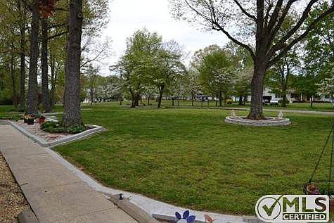 5th image of 206 Oakwood Trl
