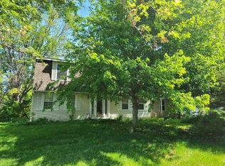 1150 Jay St, Freeport, IL 61032