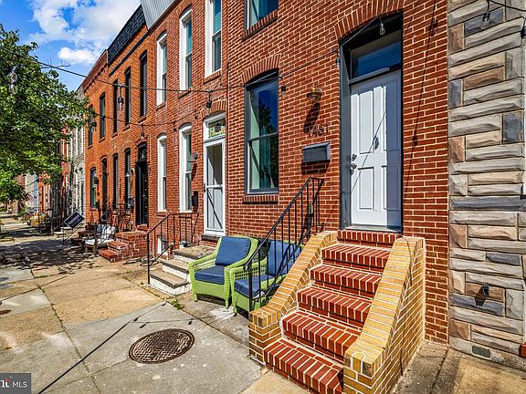 2nd image of 1461 Towson St