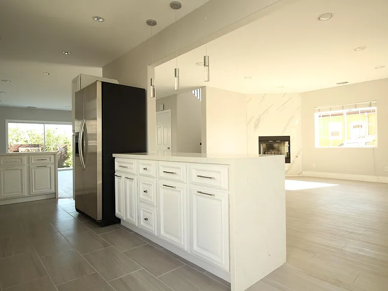 832 Rose Ave — Photo 21