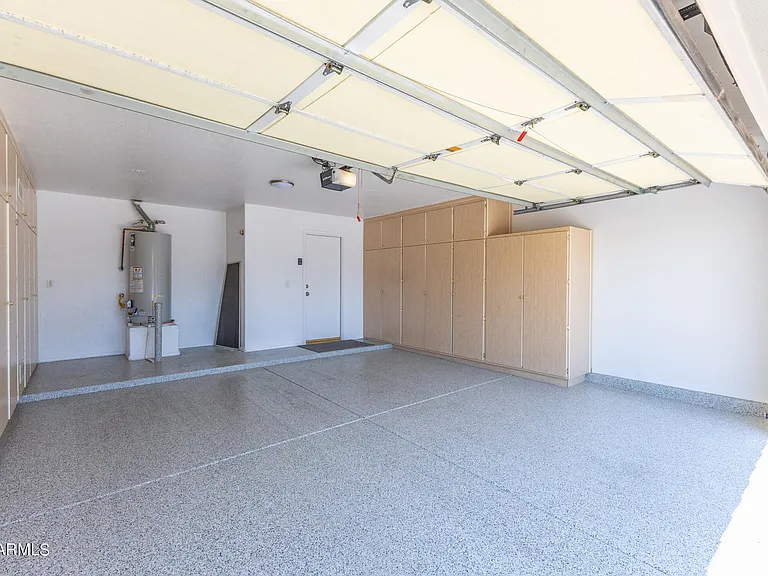 10458 E Karen Dr — Photo 30