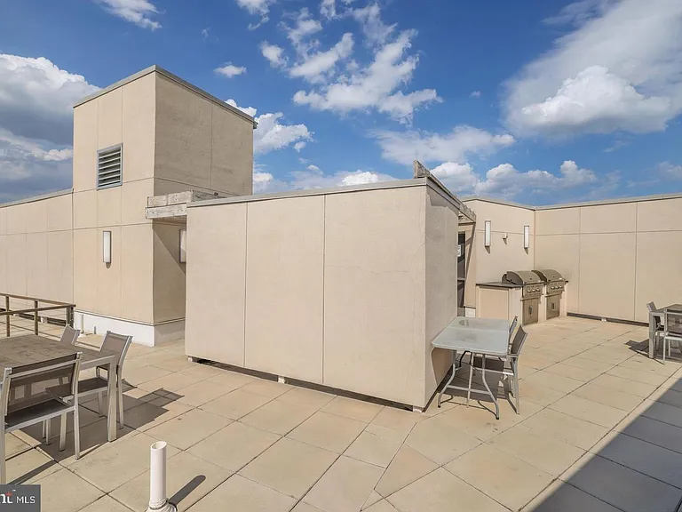 1500 Pennsylvania Ave SE #308 — Photo 18