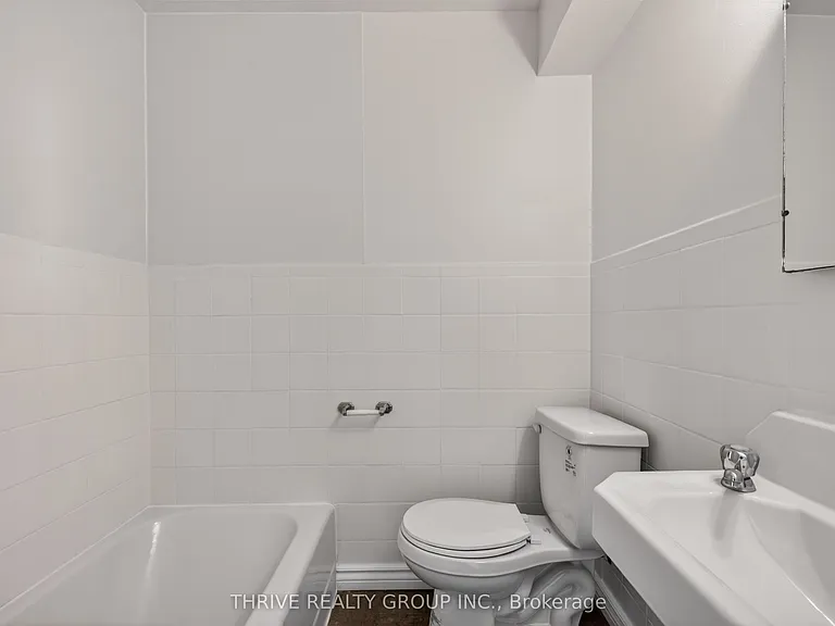 245 Maitland St #6 — Photo 12