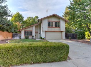 9207 Vancouver Dr, Sacramento, CA 95826