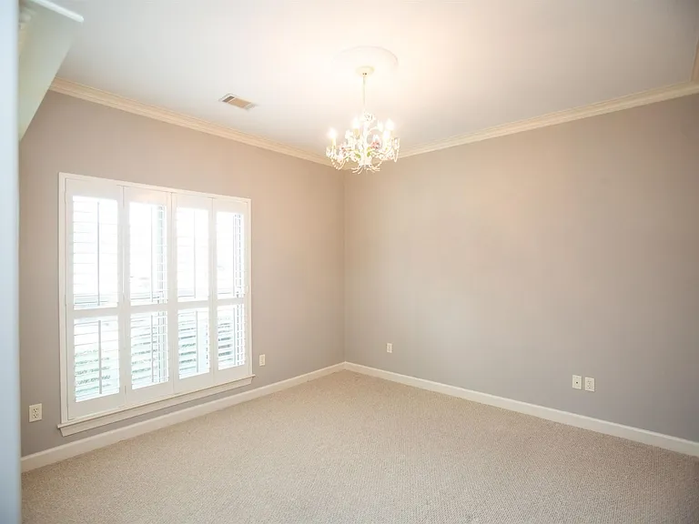 2601 Sweetgrass Dr — Photo 8