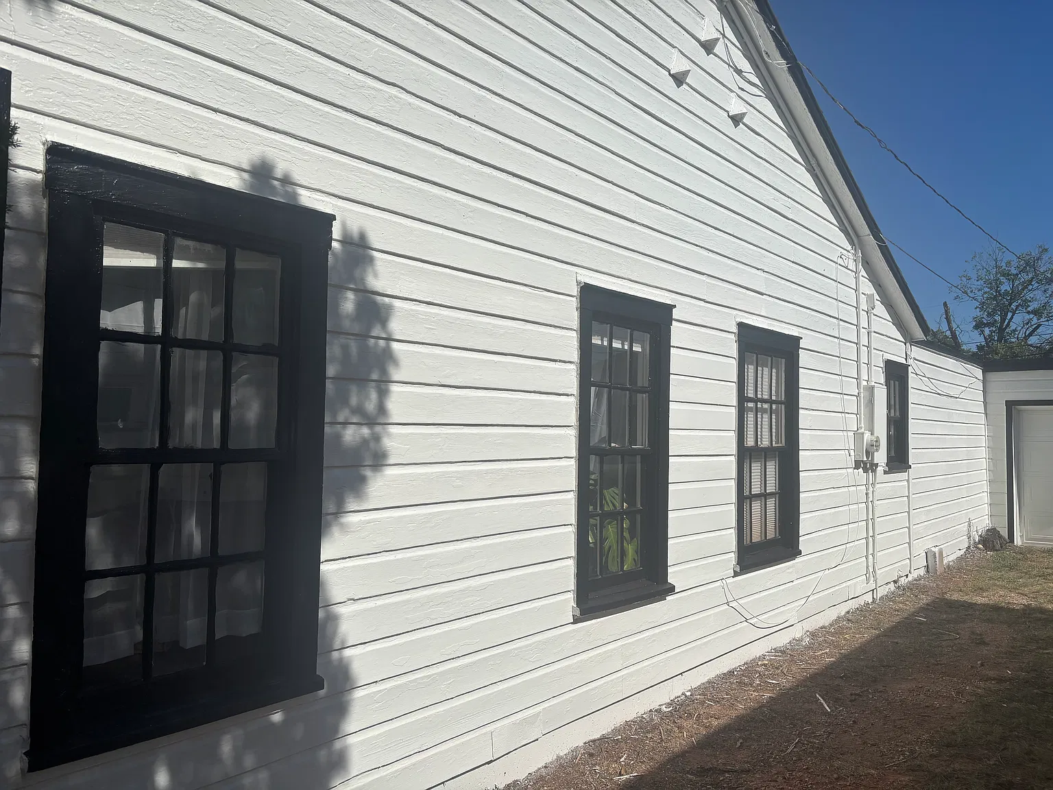 3 bed, 1590 sqft, $1,920 — Photo 3