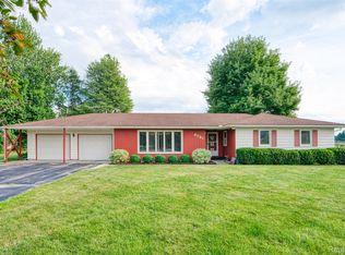 6767 Sharpe Rd, Fowlerville, MI 48836