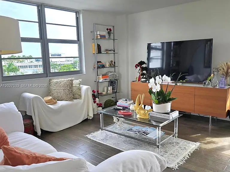 5 Island Ave #5J — Photo 10