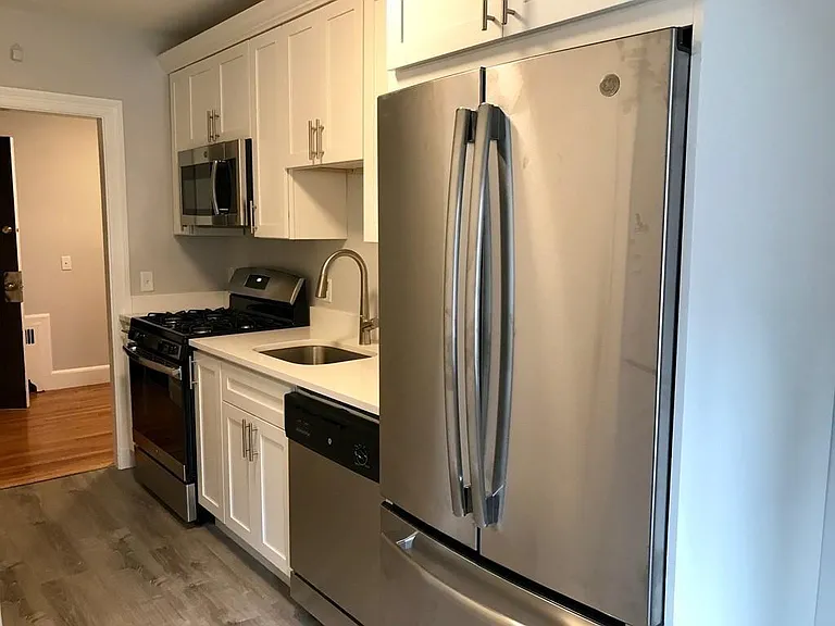 14 Mount Ida St #5 — Photo 4