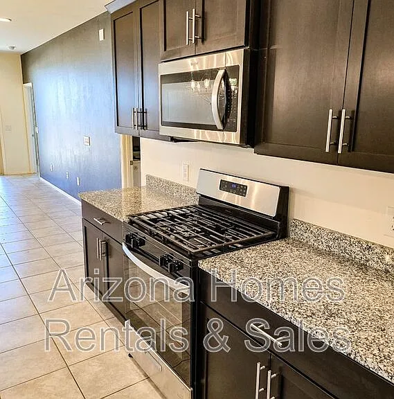 11295 S Weismann Dr — Photo 7
