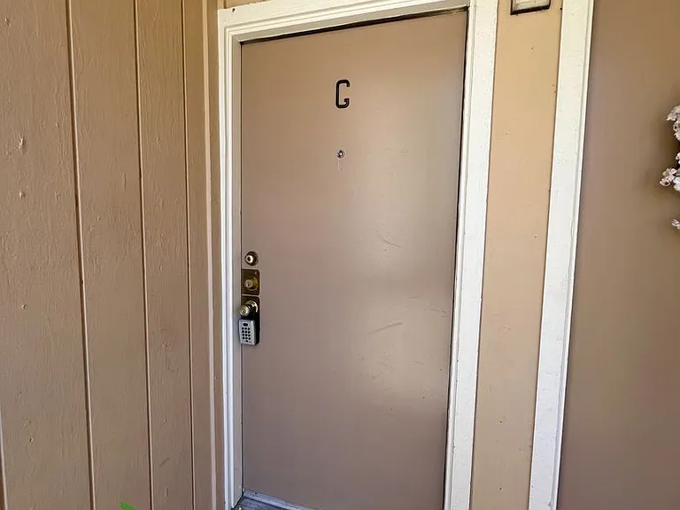 930 Kiely Blvd #G — Photo 3