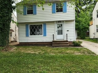 1039 Argonne Rd, South Euclid, OH 44121