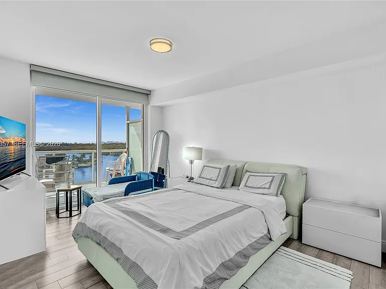 400 Sunny Isles Blvd #907 — Photo 13