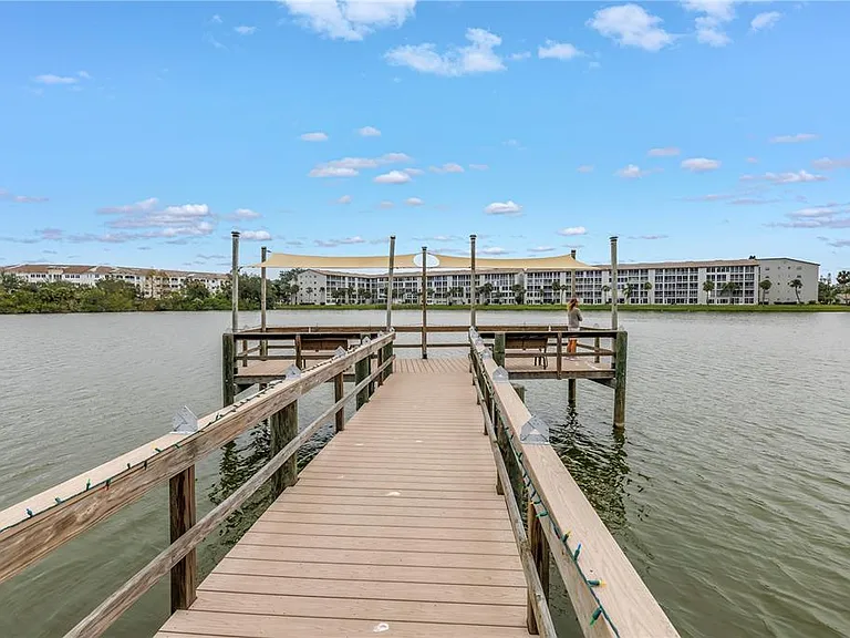 3500 Lake Bayshore Dr #K101 — Photo 35