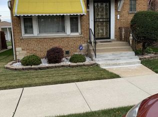 10018 S South Park Ave, Chicago, IL 60628
