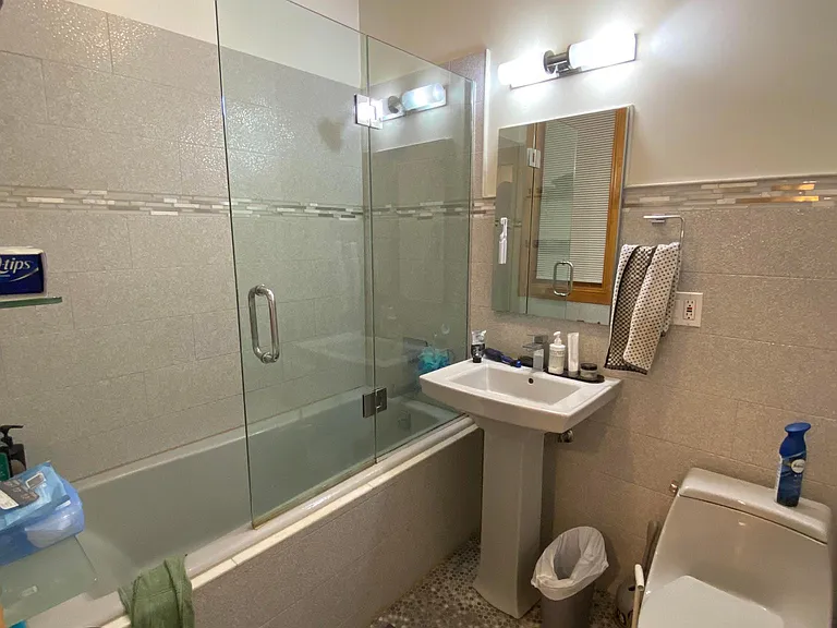852 W Diversey Pkwy #2F — Photo 13