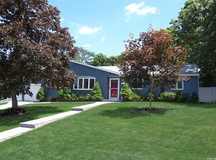 21 Harrison Ave, Coram, NY 11727