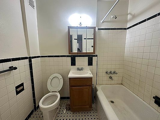 5th image of 89-29 163rd St #7K