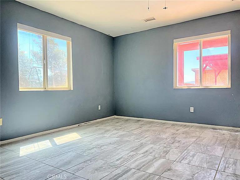 17601 Sycamore Ln — Photo 34