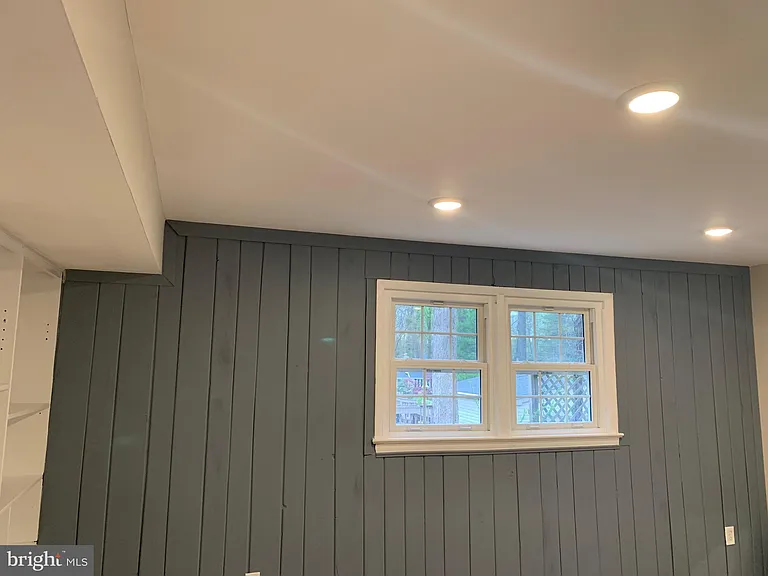 6810 Fern Ln — Photo 12