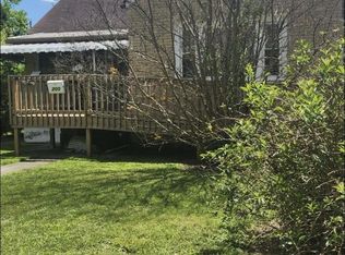 200 W Montgomery Ave, Clarksville, IN 47129