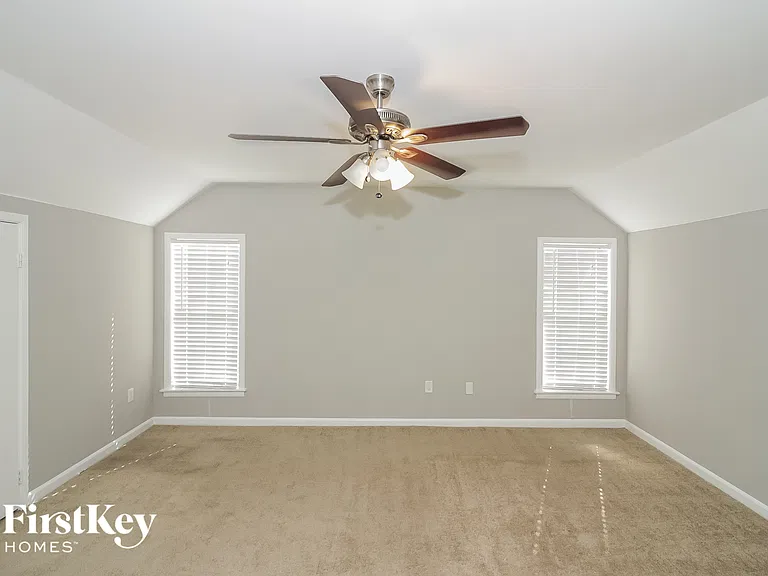 7650 Charstone Dr — Photo 11
