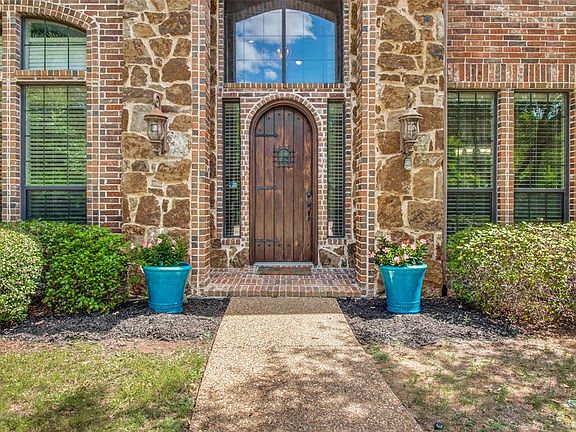 2nd image of 3435 Leatherwood Dr