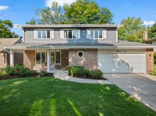 1306 S Walnut Ave, Arlington Heights, IL 60005
