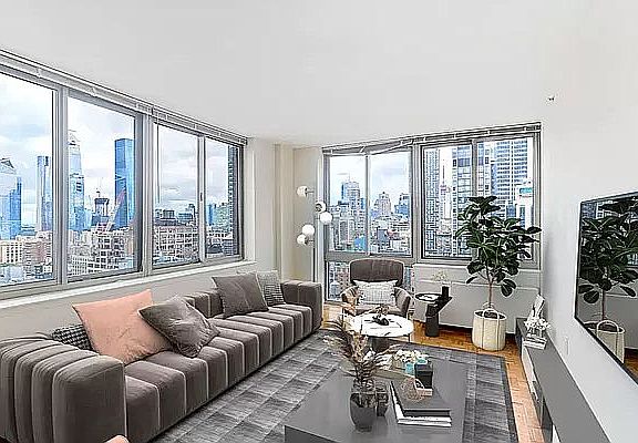 3rd image of 100 W 26th St #18CC