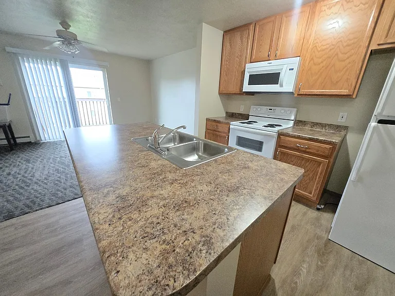 Timberline Apartments — Photo 6