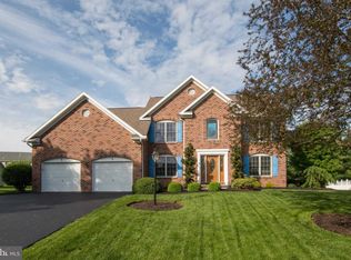 6 Silver Maple Dr, Boiling Springs, PA 17007