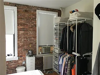 Rented by R New York