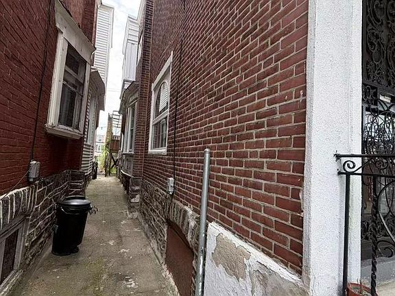 3rd image of 4831 N 13th St