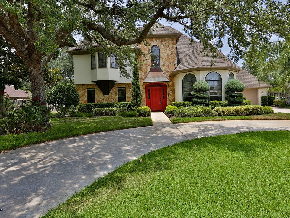 1st image of 14 Lake Vista Way