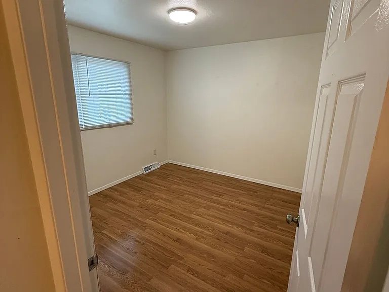 Prairie Grove Townhomes — Photo 14