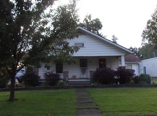 54 Main St, Raleigh, IL 62977