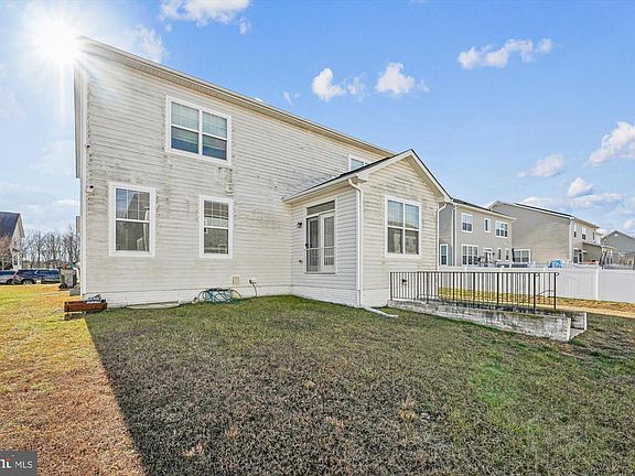4th image of 11253 Saint Christopher Dr