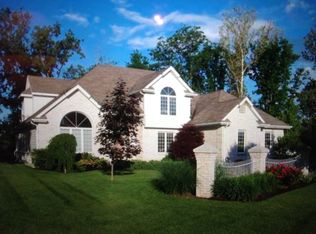 3248 Deep Water Ln, Maumee, OH 43537