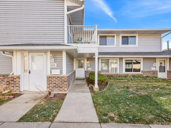 6129 Kit Carson Dr #6129, Hanover Park, IL 60133