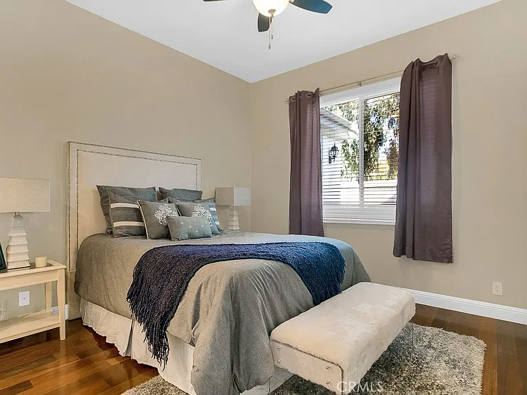 25504 Colette Way — Photo 24