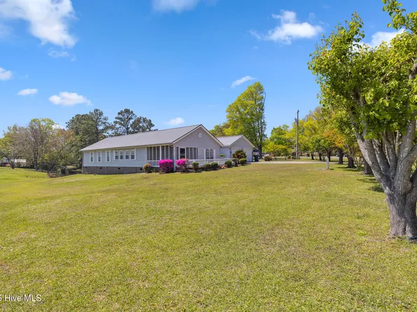 406 Live Oak Drive, Sunset Beach, NC 28468