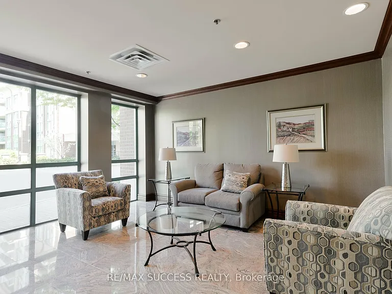 11 Michael Power Pl #Penthouse 14 — Photo 24