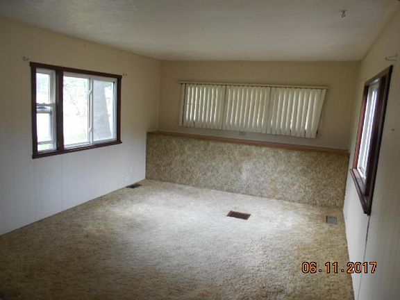 4th image of 4896 Mikes Dr