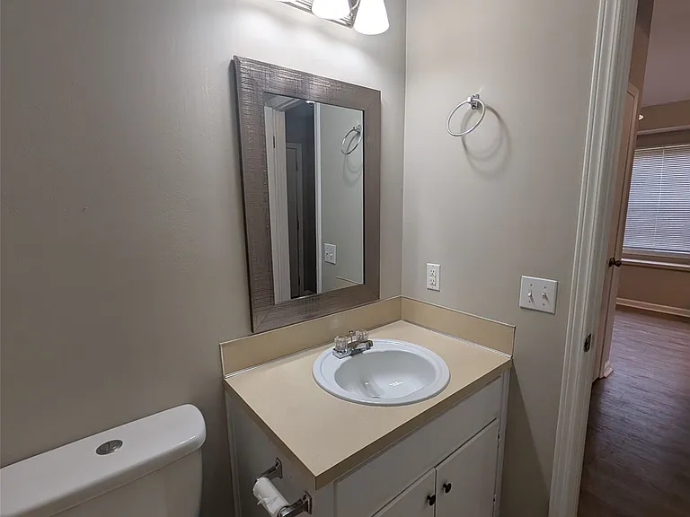 465 Durden Rd — Photo 11