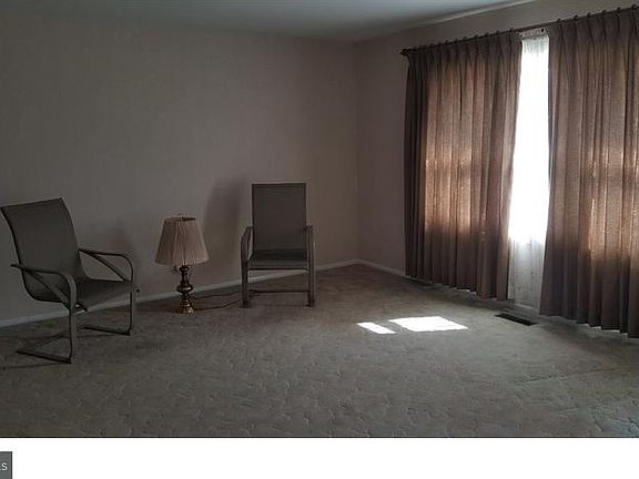 3rd image of 12534 Medford Pl